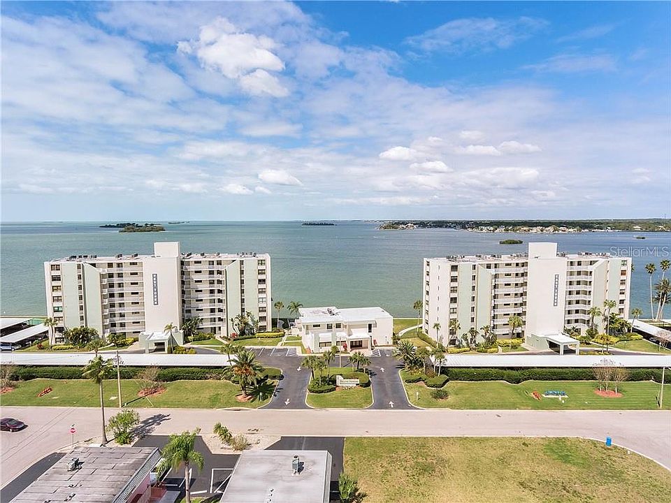 1st image of 300 Woodette Dr APT 302B