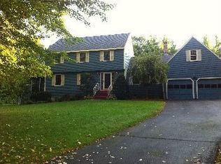 5 Laurelwoods Dr, Townsend, MA 01474