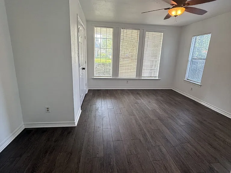 5803 Tremont St #C — Photo 14