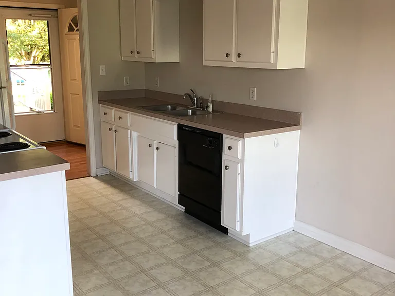52 Old Brunerstown Rd — Photo 2