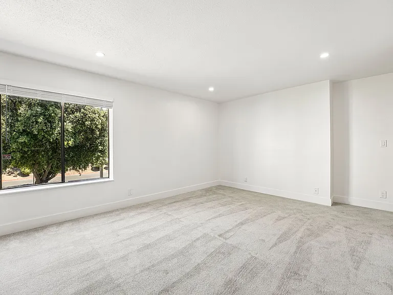Summerwood Apartments — Photo 105