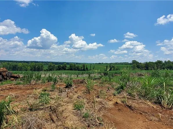 3641 Us Highway 21, Hamptonville, NC 27020