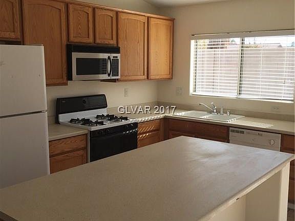 2nd image of 5913 Hills Echo St