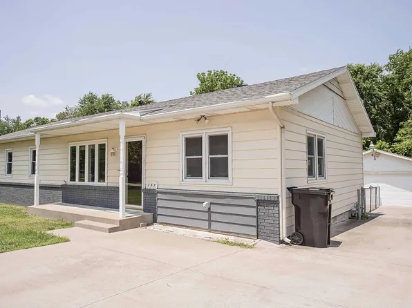 747 E Smith Street, Springfield, MO 65803