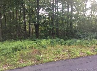 33 Falls Rd, Bethany, CT 06524