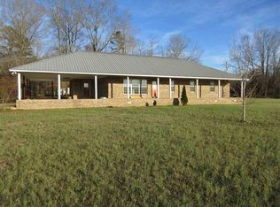 1390 Mount Herman Rd, Savannah, TN 38372
