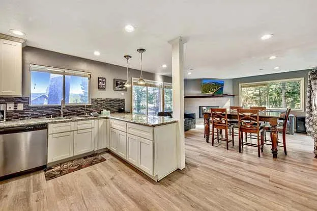 2671 Divot Ct — Photo 2