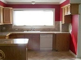 36705 Spanish Oak Dr, Westland, MI 48186