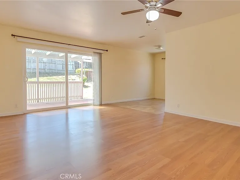 633 Elaine Ave — Photo 5