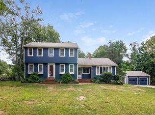 1342 Gilbert Stuart Rd, Saunderstown, RI 02874