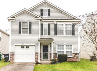 3034 Meadow Knoll Dr, Charlotte, NC 28269