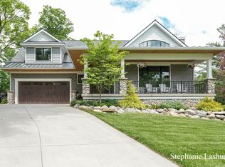 2769 Thornapple River Dr SE, Grand Rapids, MI 49546