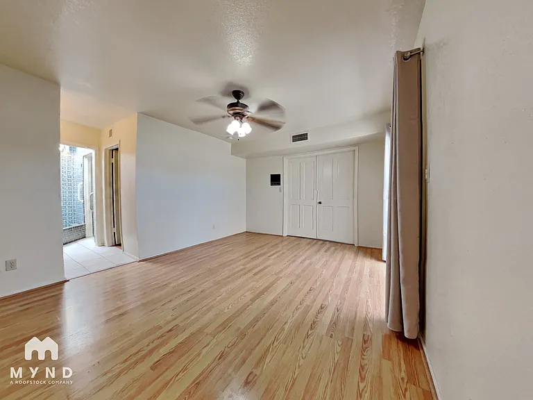 5100 N Miller Rd #23 — Photo 12