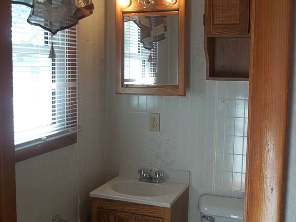 5th image of 119 Meadow Ct