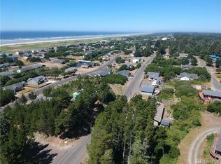 30400 J Pl, Ocean Park, WA 98640