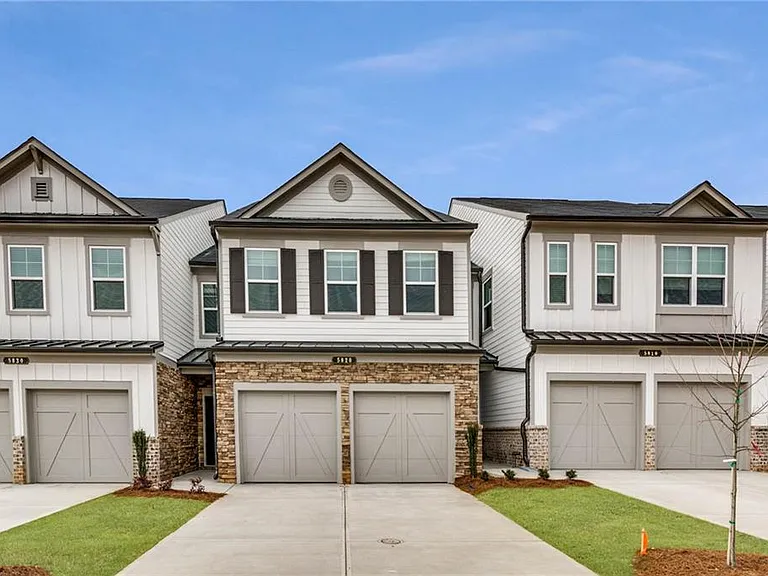 5820 Flint Ln — Photo 2