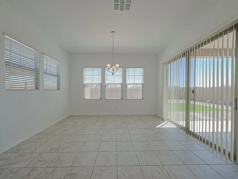 7671 W Smoketree Dr — Photo 8