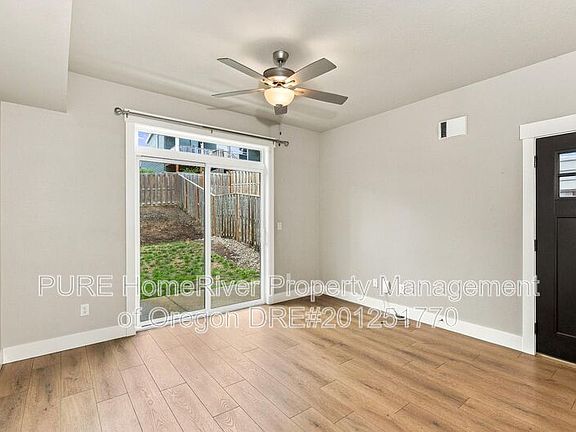 4th image of 1657 NE Cascadia Ridge Dr #D