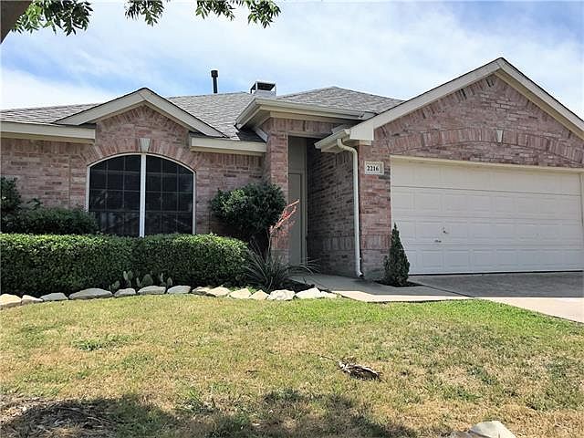 1st image of 2216 Spruce Cir