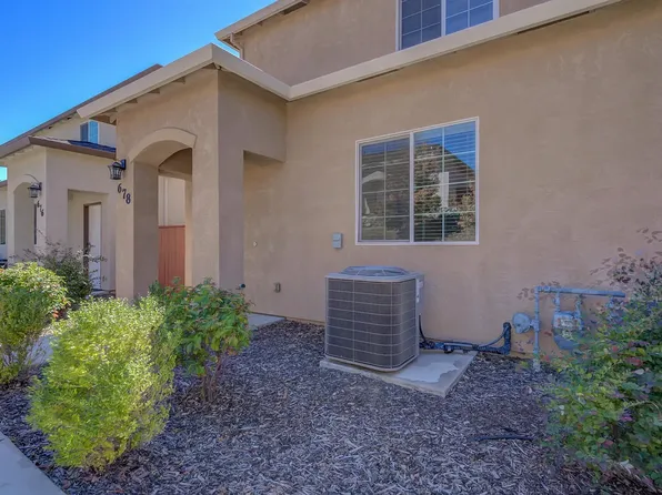 678 Mission De Oro Dr, Redding, CA 96003