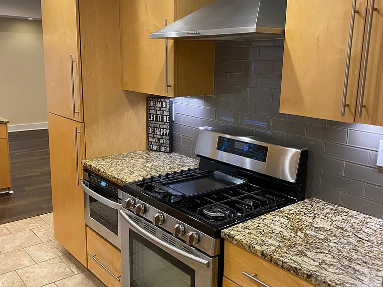 728 Fairburn Rd NW — Photo 4