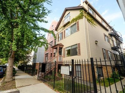 2643 N Southport Ave #2R, Chicago, IL, 60614