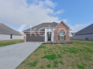 1723 Park Place Dr, Lake Charles, LA 70607
