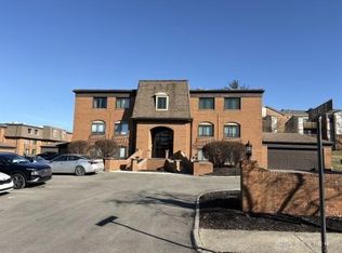 1100 Eagle Nest Ct APT 1, West Carrollton, OH