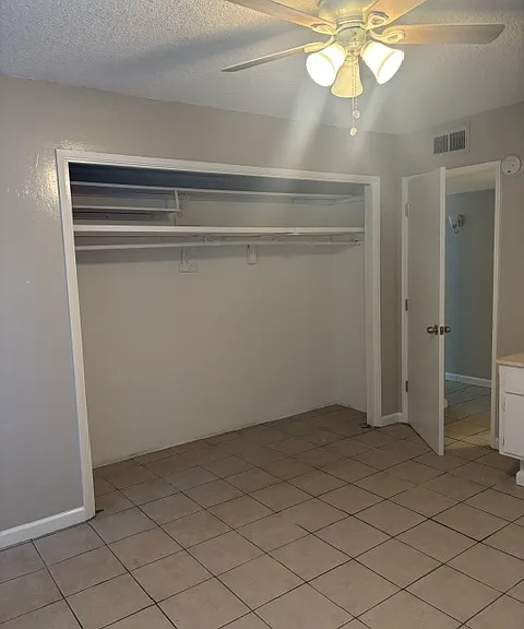 4400 Balboa Dr #D — Photo 8