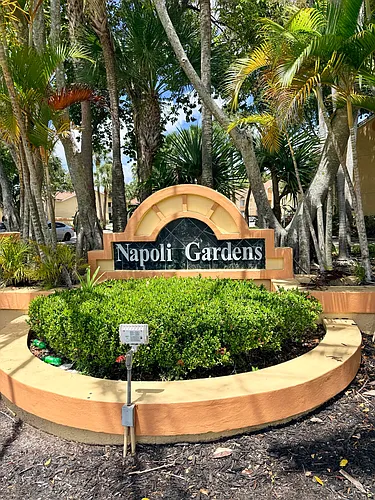 1142 Coral Club Dr #1142 Photo 1