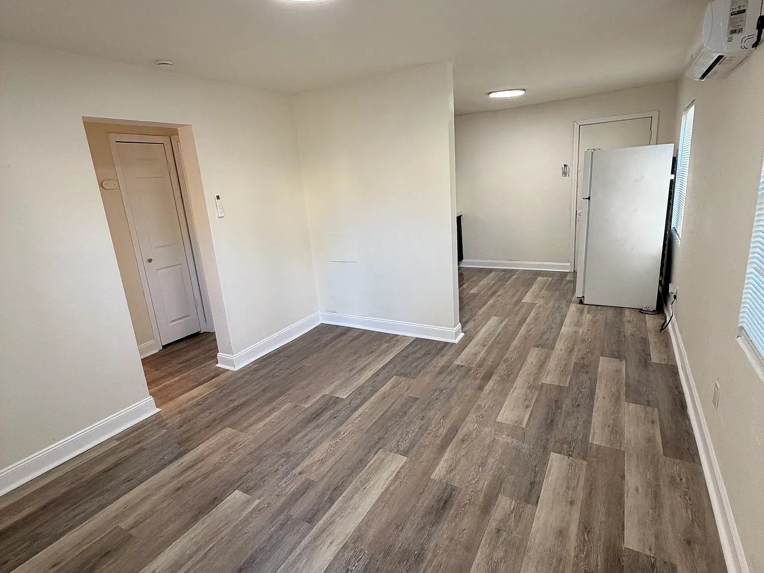 2 bed, 700 sqft, $950 — Photo 4