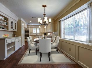 14 Wedgewood Forest Dr, Spring, TX 77381