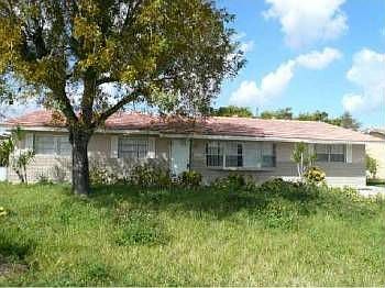 1st image of 3840 NW 78th Ter