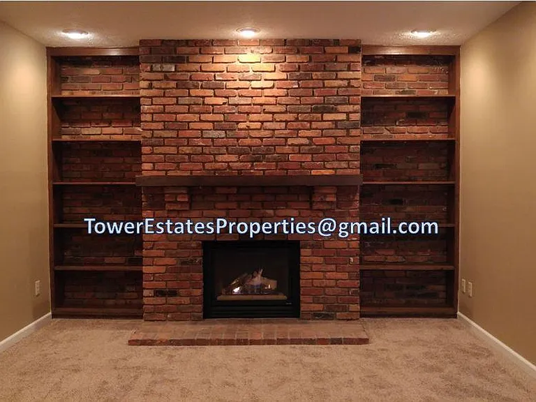1746 Hightower Dr — Photo 6