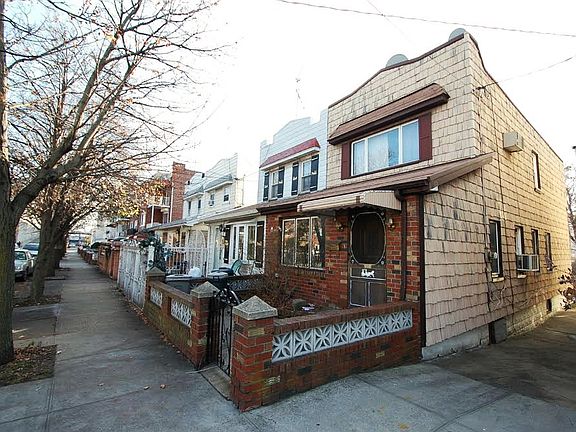 2nd image of 2055 E 55th St