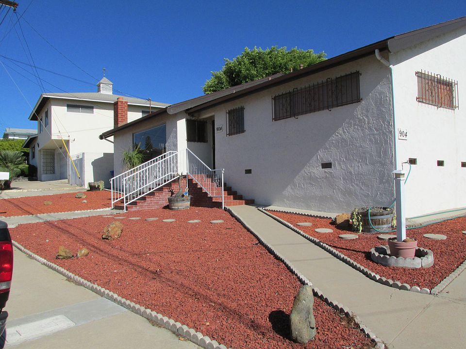 1st image of 904 Ethel Pl