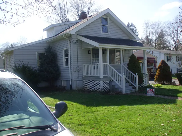 209 N Avon Ave, Wadsworth, OH 44281