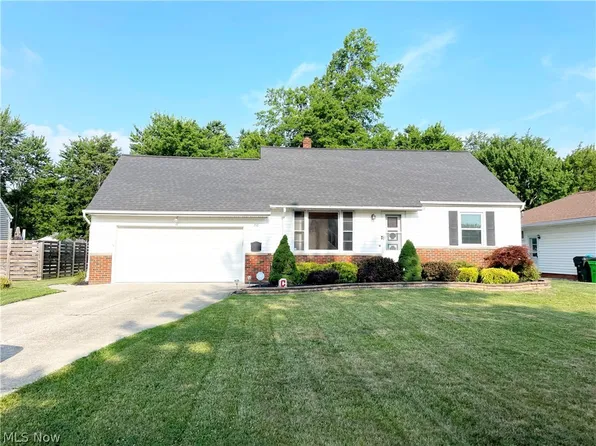 716 Franklin Blvd, Highland Heights, OH 44143