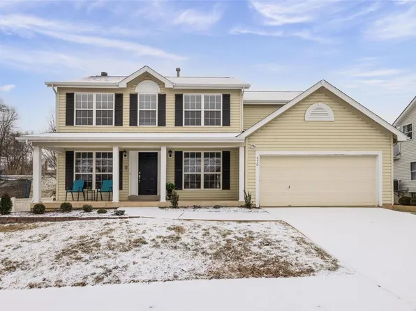 470 Westglen Village Dr, Ballwin, MO 63021
