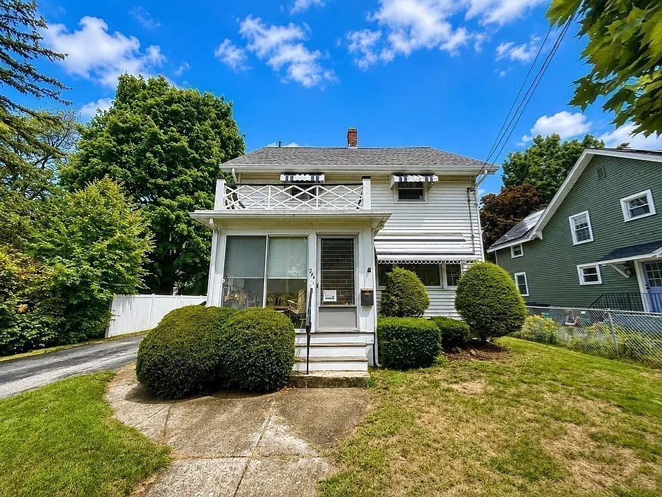 244 Grant St