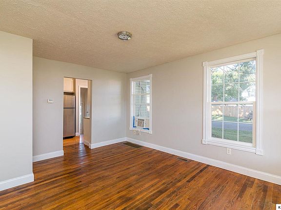 2nd image of 901 W Burgess St