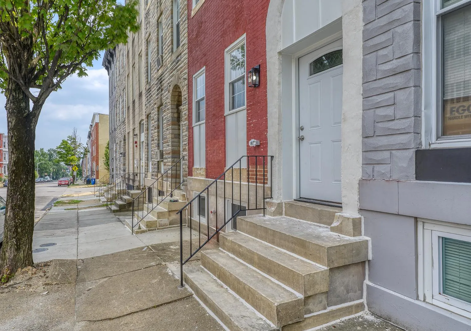 1709 Edmondson Ave — Photo 1