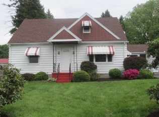 1741 Massillon Rd, Akron, OH 44312