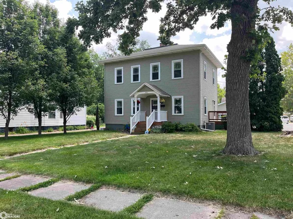 404 Benton Ave E, Albia, IA 52531