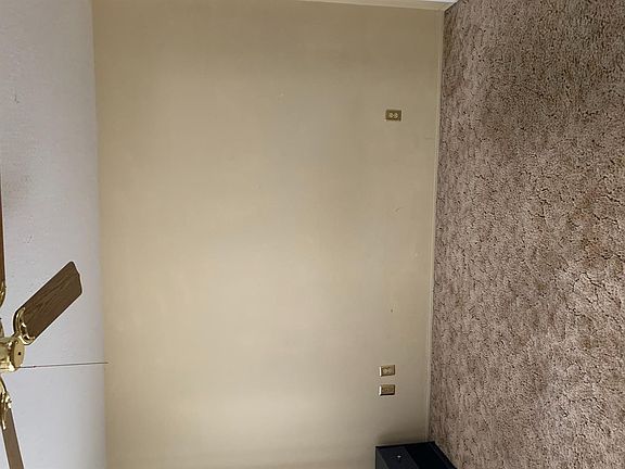 3rd image of 27535 Lakeview Dr APT 8