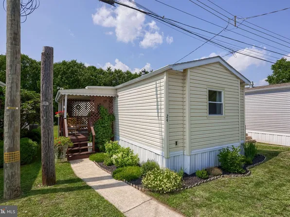 24 Highland Ct, Parkesburg, PA 19365