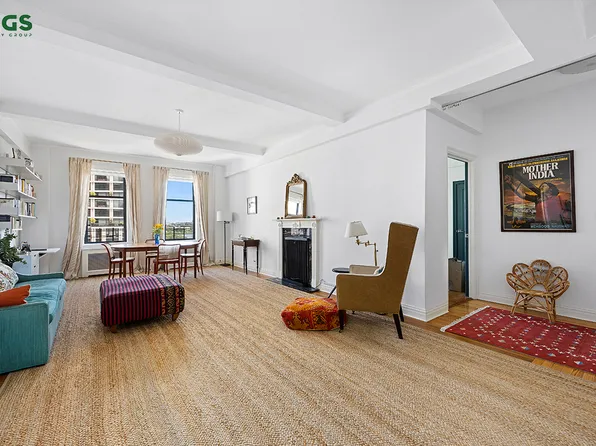130 East End Avenue 14D image 1 of 9