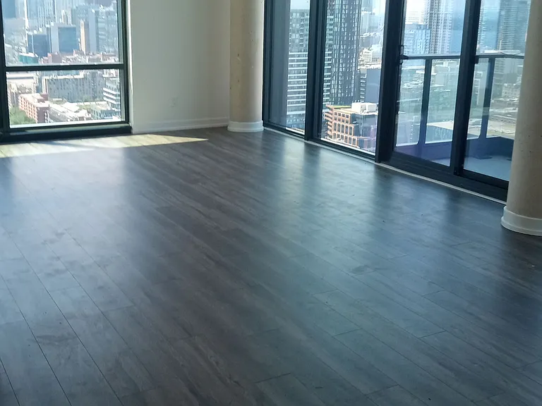 35 Parliament St #3304 — Photo 31