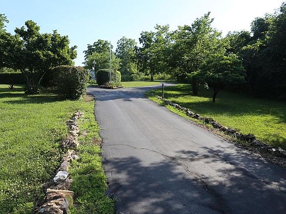 3rd image of 1034 County Road 1280