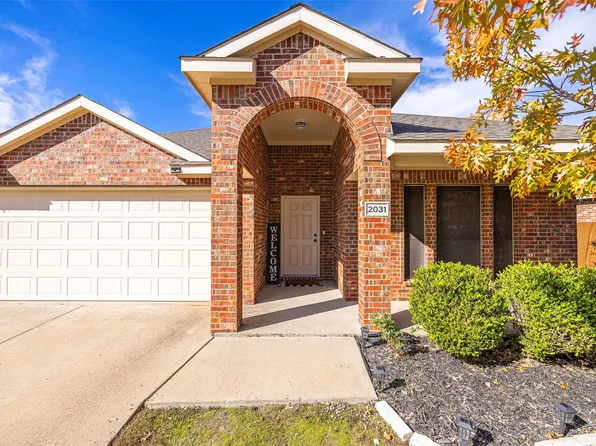 2031 Allyson Dr, Heartland, TX 75126